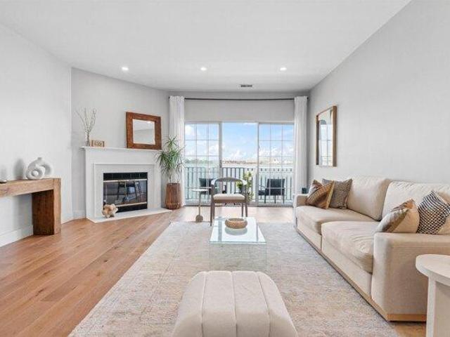 Condo for sale in Jersey City, Hudson County