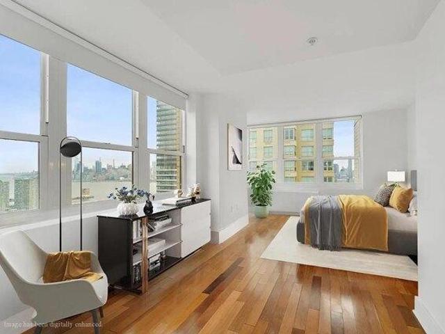 Condo for sale in Jersey City, Hudson County