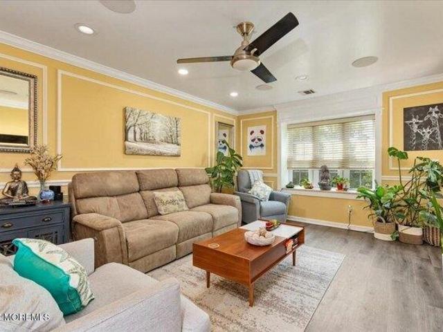 Condo for sale in Monmouth, New Jersey