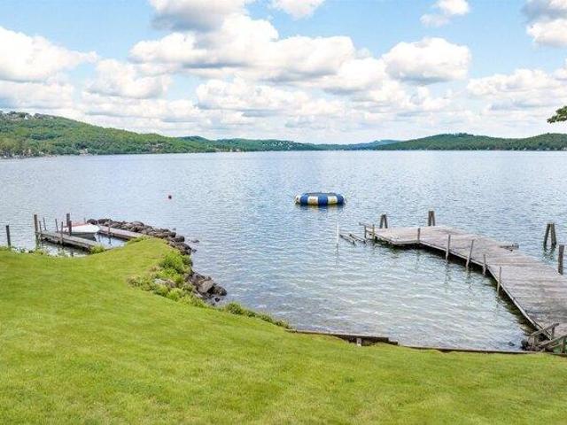 Condo for sale in New Hampshire