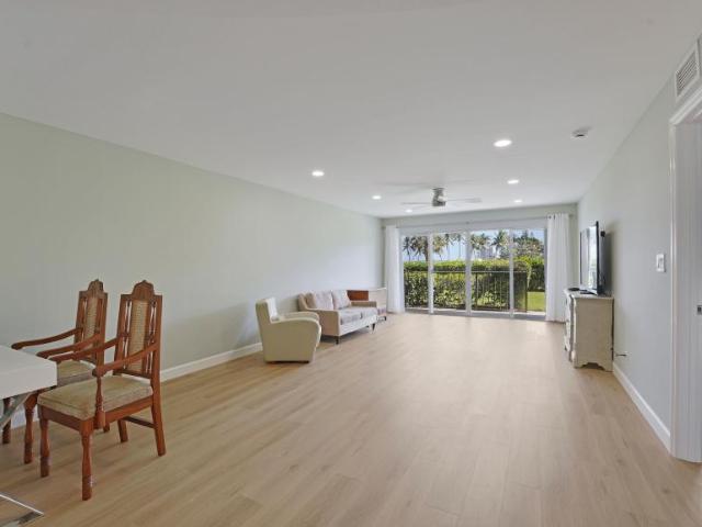 Condo for sale in Lake Park, Florida