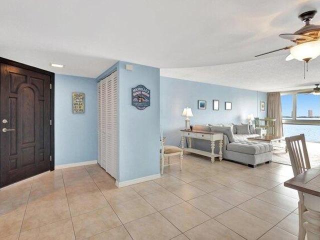 Condo for sale in Lake Park, Florida