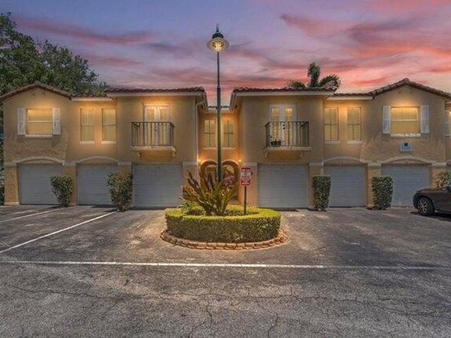 Condo for sale in Lake Park, Florida