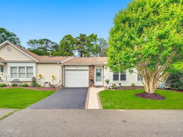 Condo for sale in Lakewood, New Jersey