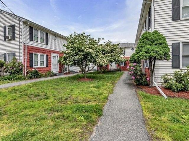 Condo for sale in Lawrence, Massachusetts
