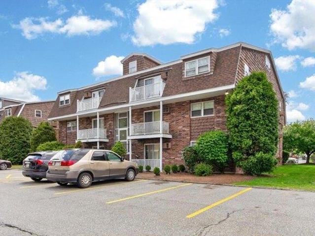 Condo for sale in Lawrence, Massachusetts