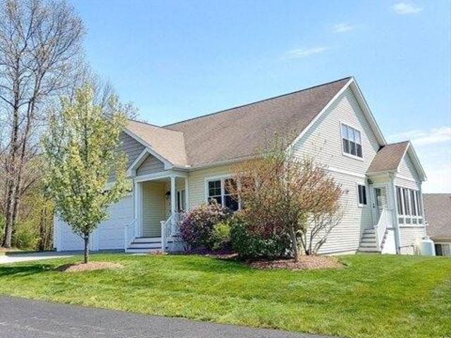 Condo for sale in Leicester, Massachusetts