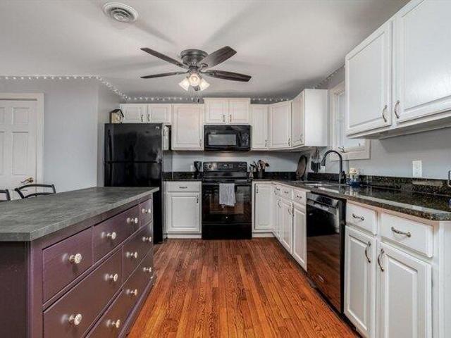 Condo for sale in Leominster, Massachusetts