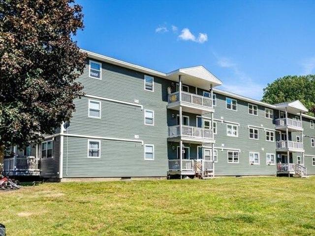 Condo for sale in Leominster, Massachusetts