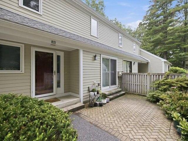 Condo for sale in Lexington, Massachusetts