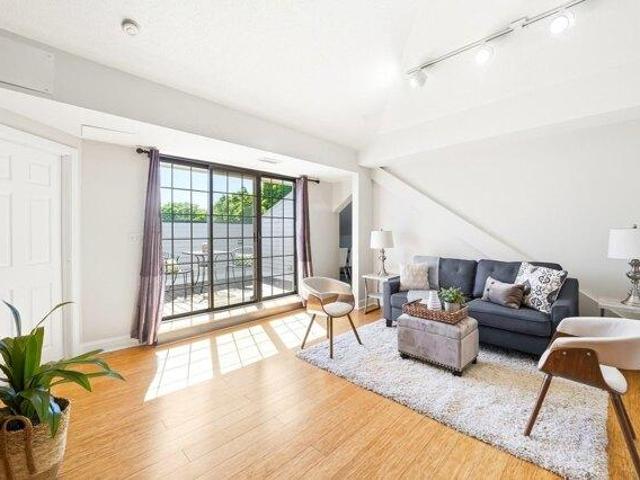 Condo for sale in Munroe Station, Lexington