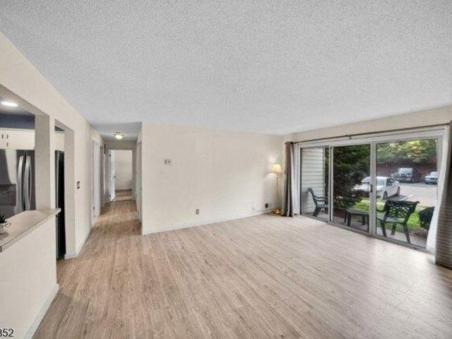 Condo for sale in Lincoln Park, New Jersey