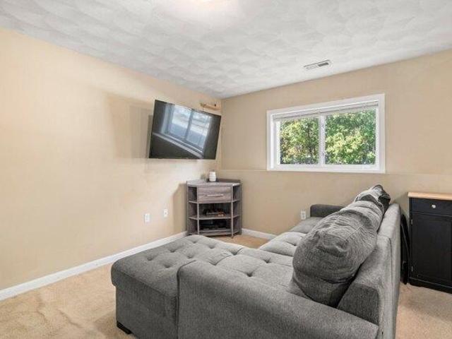 Condo for sale in Albion, Lincoln