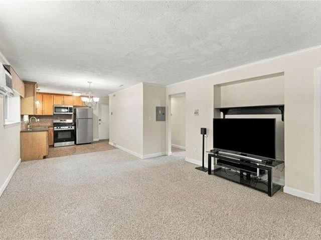 Condo for sale in Albion, Lincoln