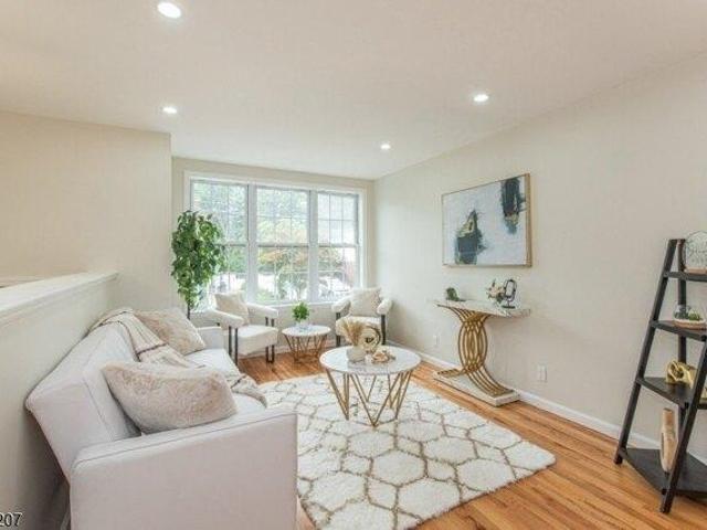 Condo for sale in Passaic, New Jersey