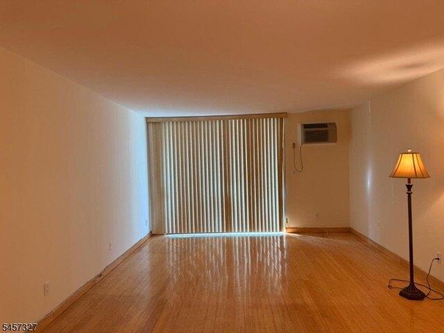 Condo for sale in Little Ferry, New Jersey