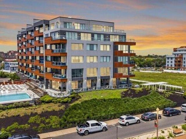 Condo for sale in Monmouth, New Jersey