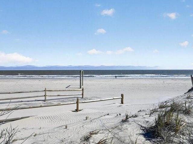 Condo for sale in Longport, New Jersey