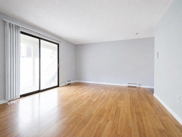 Condo for sale in Lowell, Massachusetts