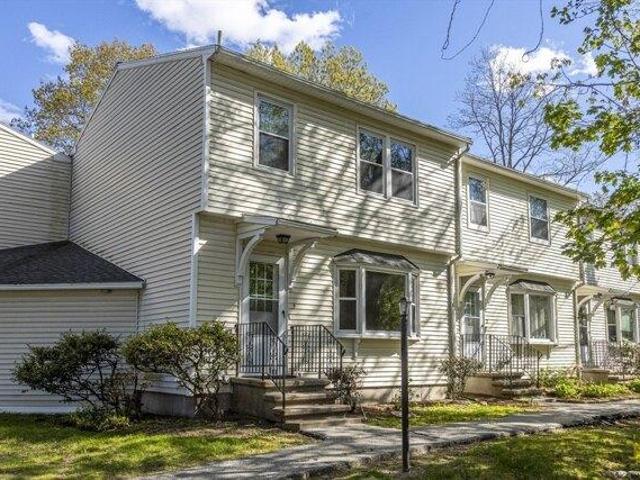 Condo for sale in Lowell, Massachusetts