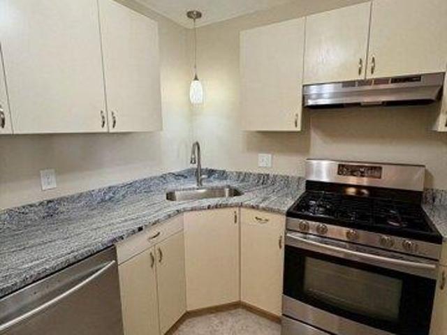 Condo for sale in Lowell, Massachusetts