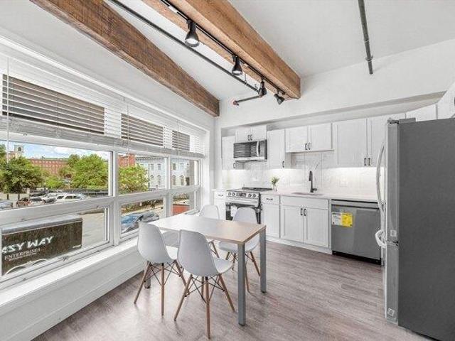 Condo for sale in Lowell, Massachusetts