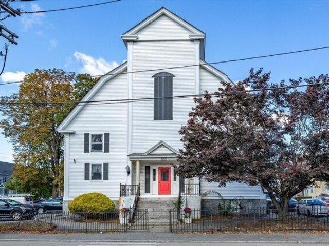 Condo for sale in Lowell, Massachusetts