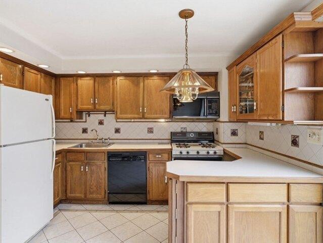 Condo for sale in Lowell, Massachusetts