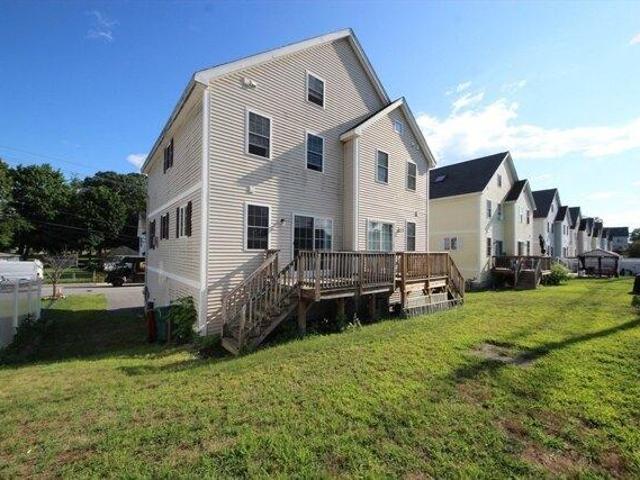Condo for sale in Lowell, Massachusetts