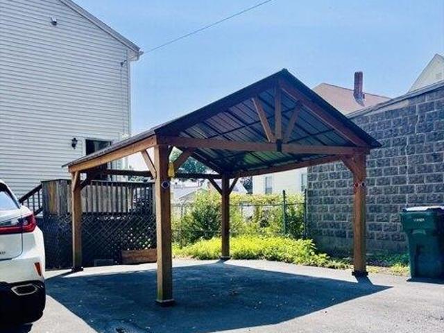 Condo for sale in Lowell, Massachusetts