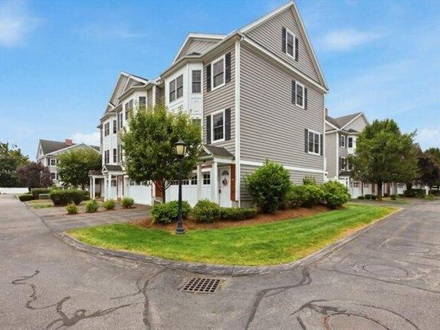 Condo for sale in Lowell, Massachusetts
