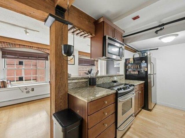 Condo for sale in Merrimack-Middle Street Historic District, Lowell