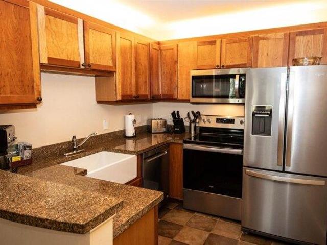 Condo for sale in Grahamville, Ludlow