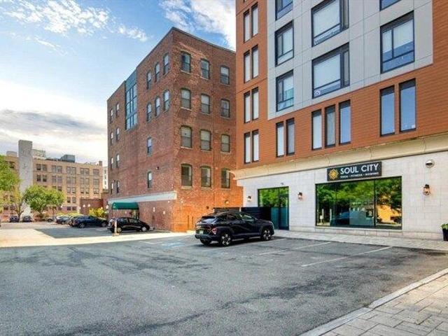 Condo for sale in Lynn, Massachusetts