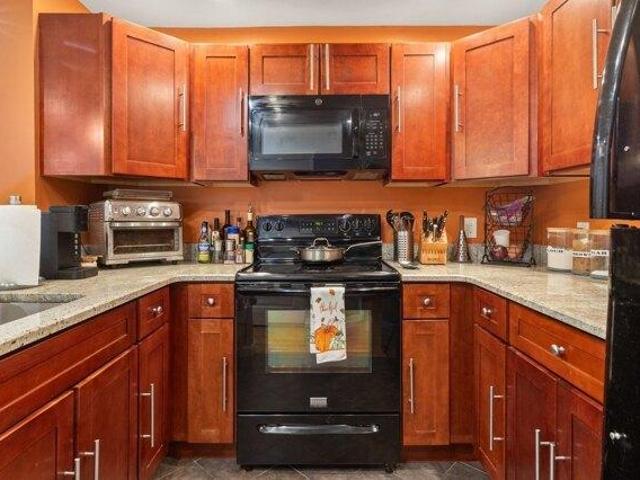 Condo for sale in Central Square Historic District, Lynn