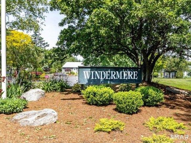 Condo for sale in Madison, Connecticut