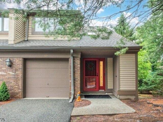 Condo for sale in Mahwah, New Jersey