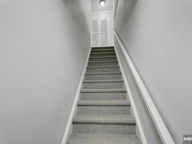 Condo for sale in Mahwah, New Jersey