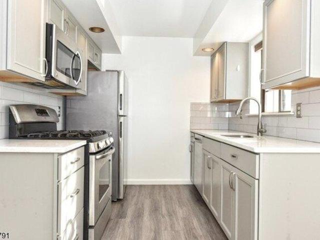 Condo for sale in Mahwah, New Jersey