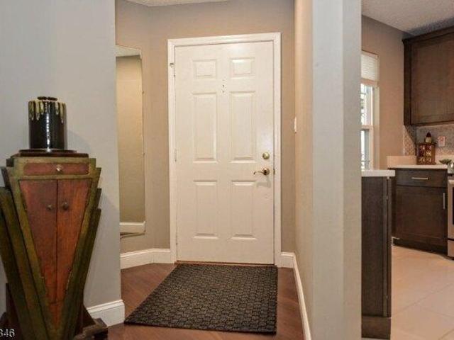Condo for sale in Paddington Square, Mahwah