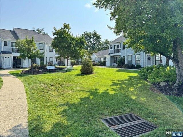 Condo for sale in Fardale, Mahwah