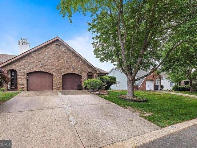 Condo for sale in Manahawkin, New Jersey