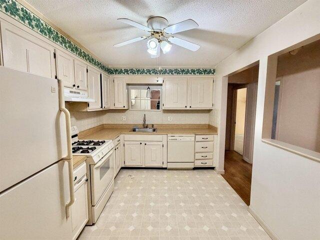 Condo for sale in Manchester, Hillsborough County