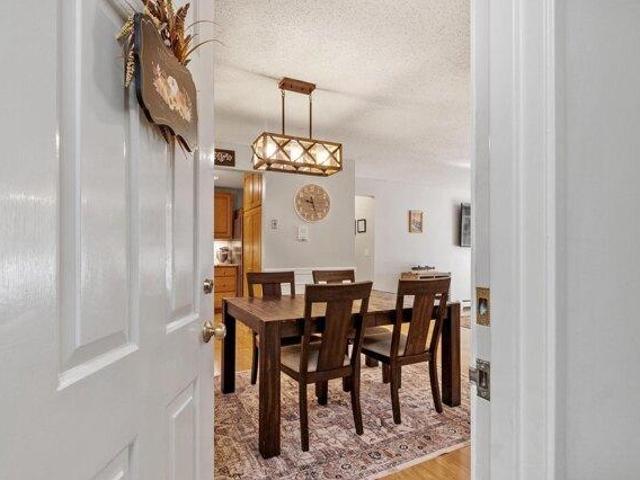 Condo for sale in Manchester, Hillsborough County