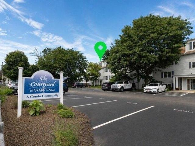 Condo for sale in Bristol, Massachusetts