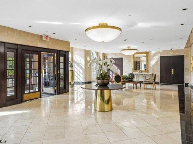 Condo for sale in Newstead, South Orange