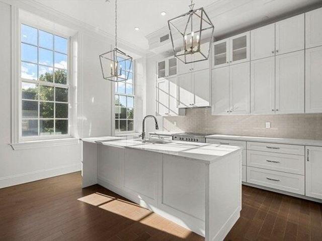 Condo for sale in Marblehead, Massachusetts