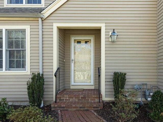 Condo for sale in Mashpee, Massachusetts