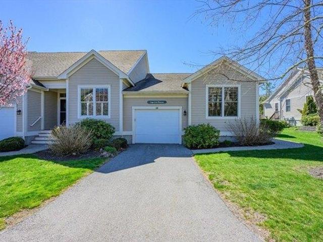 Condo for sale in Mashpee, Massachusetts