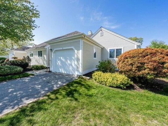 Condo for sale in Mashpee, Massachusetts